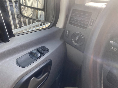 Imagem 6 de 7 de Mb Sprinter Baú 311 2016