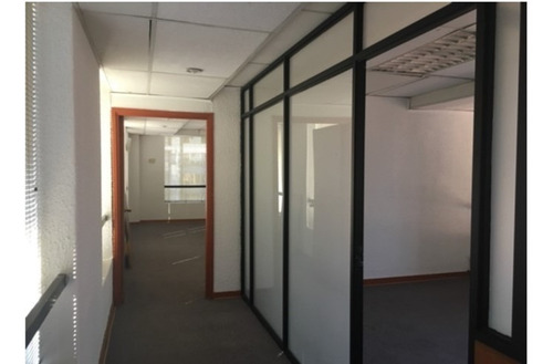 Imagen 7 de 9 de Gran Oficina En 7 Piso