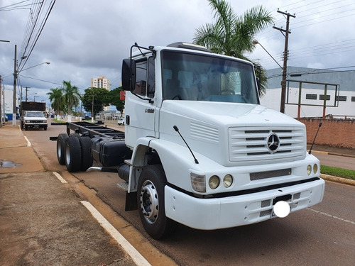 Mercedes-benz 1620