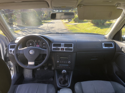 Volkswagen Bora 1.8 T Highline