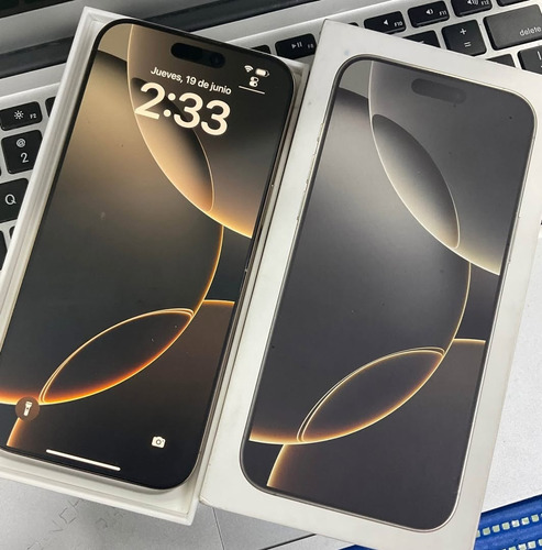Apple Iphone 16 Pro Max (256 Gb) - Titanio Del Desierto Blanco