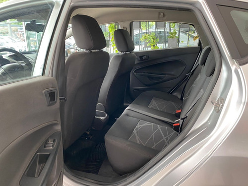 Imagen 5 de 11 de Ford Fiesta 1,6 L S Plus - Nafta - 2015