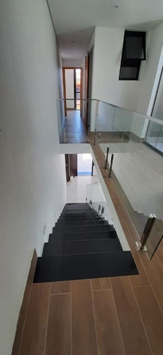 Imagem 14 de 16 de Sobrado Na Mooca Com 3 Dorms Sendo 1 Suíte, 2 Vagas, 170m² - So0915