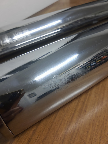 Escape Custumer Harley-davidson Deluxe - Black Line (Usado)
