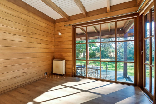 Acogedora Casa Estilo Sureño, Puerto Varas