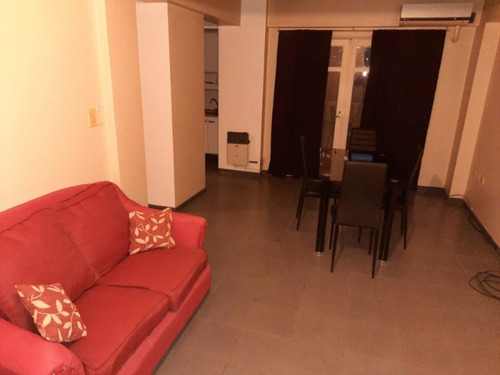 Imagen 1 de 5 de Alquilo Departamento Por Día Microcentro En San Juan