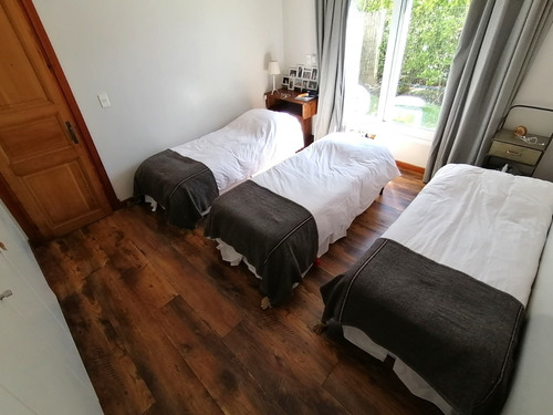 Hermosa Casa 3 Dormitorios Y Servicio Barrio Privado Carmel