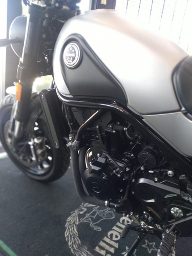 Benelli Leoncino 500 2021 Usada 2500km Impecable L.p.tranf