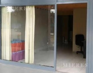 Imagen 4 de 9 de Muy Buen Local En Venta Apartamentos Del Campus - Teniente General Peron 2200