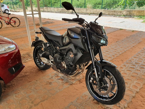 Imagem 2 de 8 de Yamaha Mt09