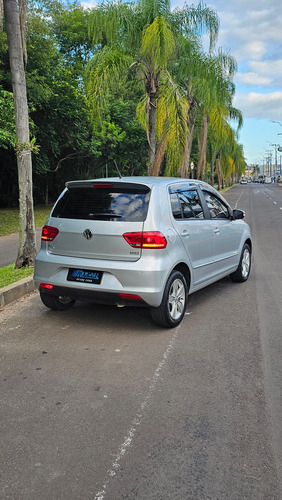 Volkswagen Fox 1.6 Comfortline Total Flex 5p