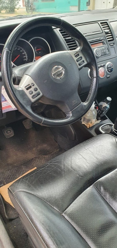 Nissan Tiida Tekna 2013