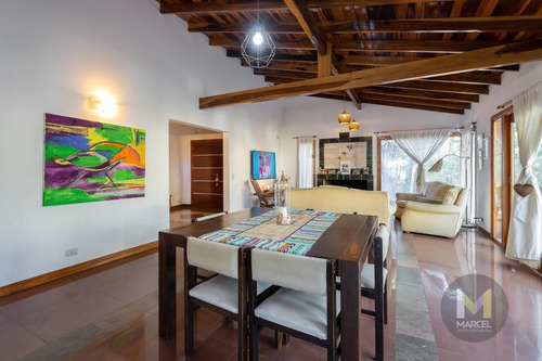 Imagen 6 de 30 de Casa En Venta - 5 Ambientes - Carilo