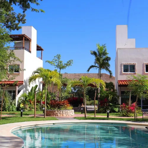 Casa En Venta En Playa Del Carmen De 2 Hab Con Alberca
