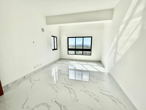 Torre Sendero 8 - Apartamento Con Terraza En Venta En Los Cacicazgos