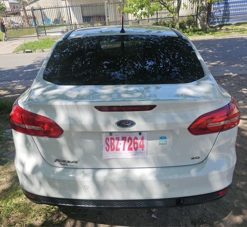 Ford Focus III 2.0 Sedan Se Plus Mt