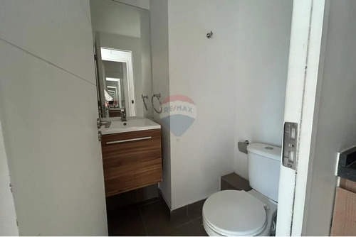Oficina Médica/dental En Estoril A Pasos Clc