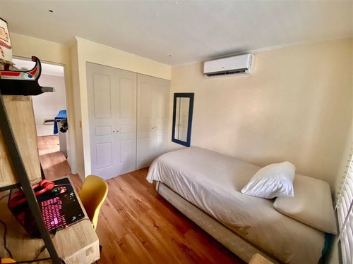 Imagen 4 de 12 de Casa En Venta De 4 Dorm. En Huechuraba