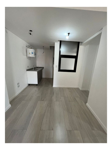 Imagen 6 de 8 de Local Comercial En Venta Ubicado En Lomas De Zamora