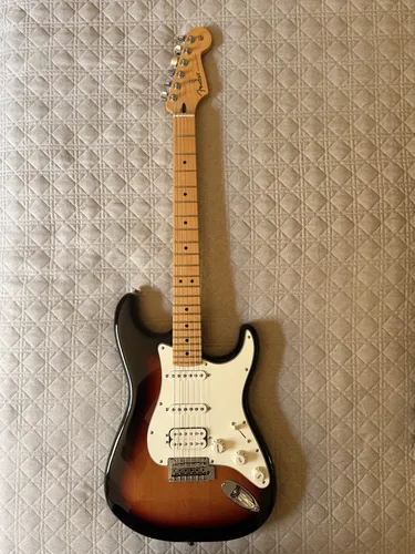 Fender Stratocaster Player Hss Sunburst Mex Nova (selo 70th
