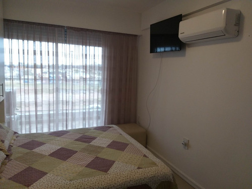 Imagen 12 de 14 de Hermoso Apartamento Frente Al Mar. Muy Confortable!!