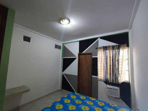 Imagen 6 de 13 de Casa En Alquiler Vacacional Chichiriviche Ciudad Flamingo