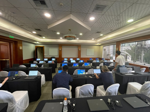Alquiler Computadoras Tablets Laptops Pantallas Led