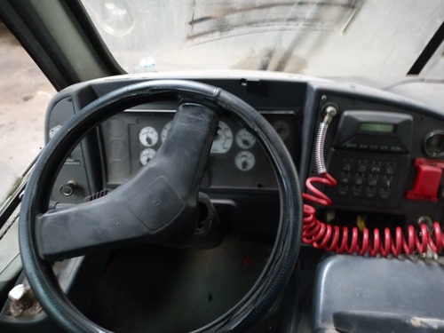 Imagem 4 de 8 de Neobus Thunder Neobus