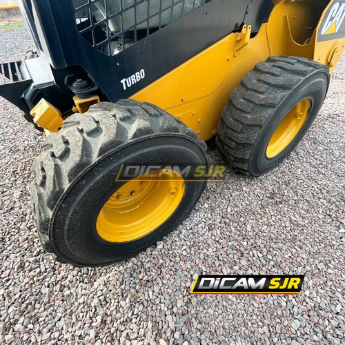 Minicargador Caterpillar 242d Año 2016 Seminuevo