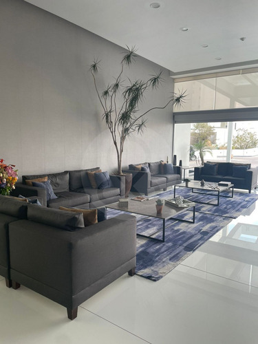 Departamento En Renta En Bosque Real