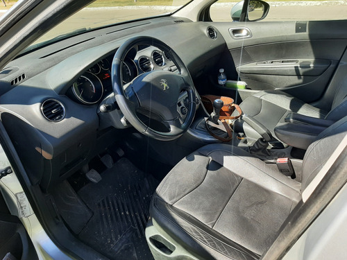 Peugeot 408 2.0 Allure Plus 143