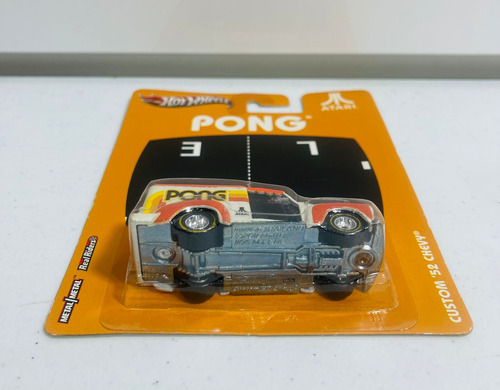 Hot Wheels Atari Pong Custom `52 Chevy Escala 1:64 (Usado)