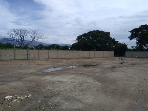 Imagen 7 de 10 de Venta De Terreno En La Av. Aragua Maracay Edo Aragua.
