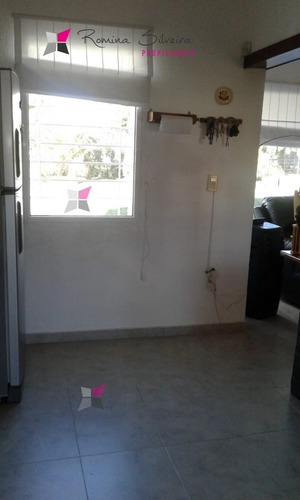 Venta Cómoda Casa En Barrio Jardines De Córdoba - Ref: 8291