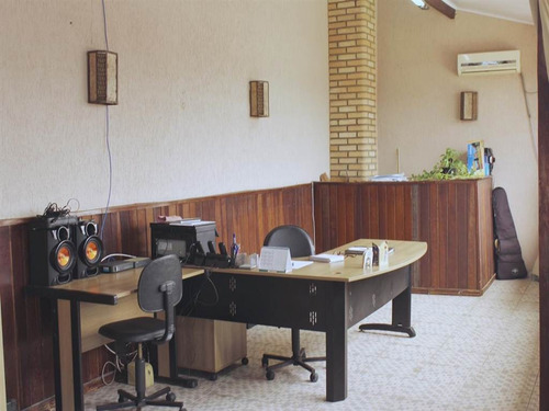 Casa Isolada,piscina,edicula,na Imobiliaria Em Praia Grande. - Sil269