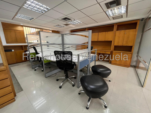 Oficina Centro En Venta En Los Dos Caminos. Cecilia Gutierrez. 25-18382