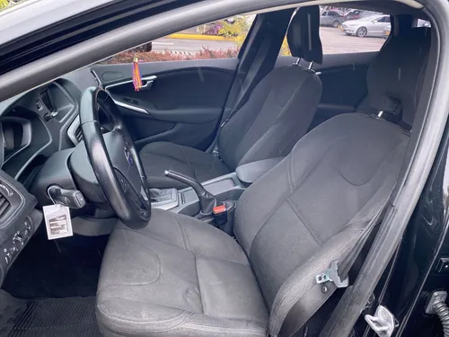 Volvo V40 1.4 T4 KINETIC AT
