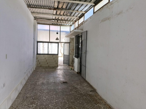 Cocucci Vende Casa Barrio Decavial