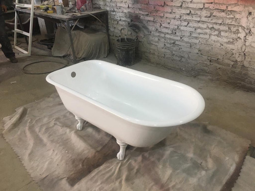 Bañera Con Patas Antigua Blanca Ferrum Blanco (Usado)