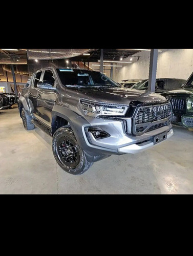 Toyota Hilux Gr 2025