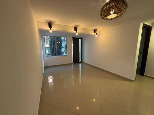 Casas En Venta Laureles 643-8292542