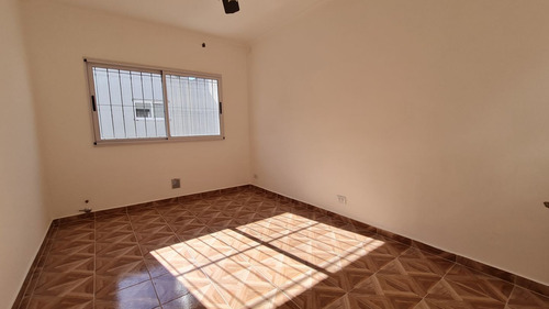 Imagen 9 de 19 de Venta De Casa 3 Ambientes En Caseros, Tres De Febrero