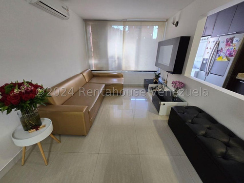 Ip Vendo Apartamento En Colinas De La Tahona 24-18329 