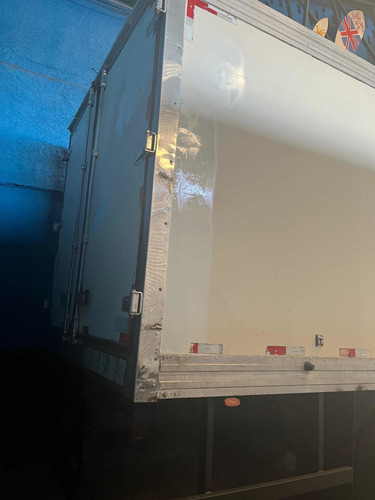Imagem 19 de 21 de Vw 15190 Bau 2014 A Diesel Gancheiro No Chassis 200 Mil