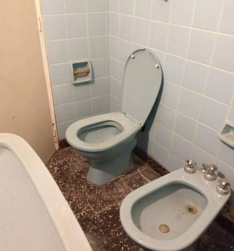Imagen 19 de 30 de Excelente Propiedad Con 3 Departamentos, 2 Cocheras Y Un Local