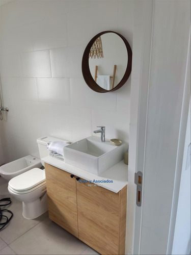Venta Casa De 3 Dormitorios Y 2 Baños En Ciudad De La Costa