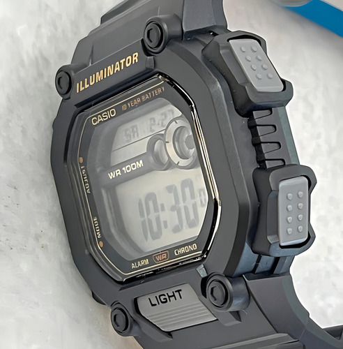 Reloj Casio Hombre W-737hx-1a Batería 10 Años Sumergible Luz Color De La Malla Negro Color Del Bisel Negro Color Del Fondo Natural