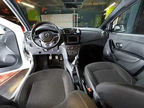 Renault Logan 1.6 Life Plus