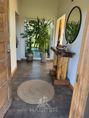 Casa Y Cabaña En Venta De 6 Dorm. En Puerto Varas