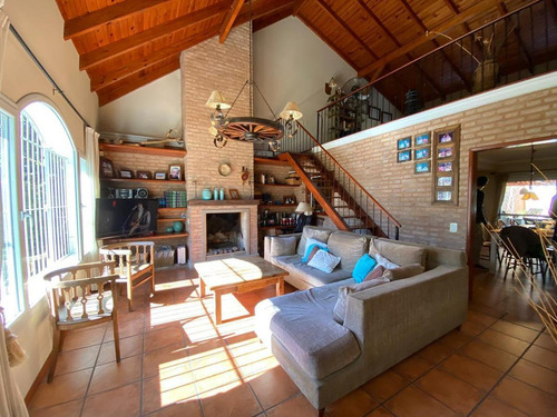 Imagen 4 de 26 de Casa De 3 Dormitorios Con Pileta Y Parrillero - San Eduardo - Fisherton